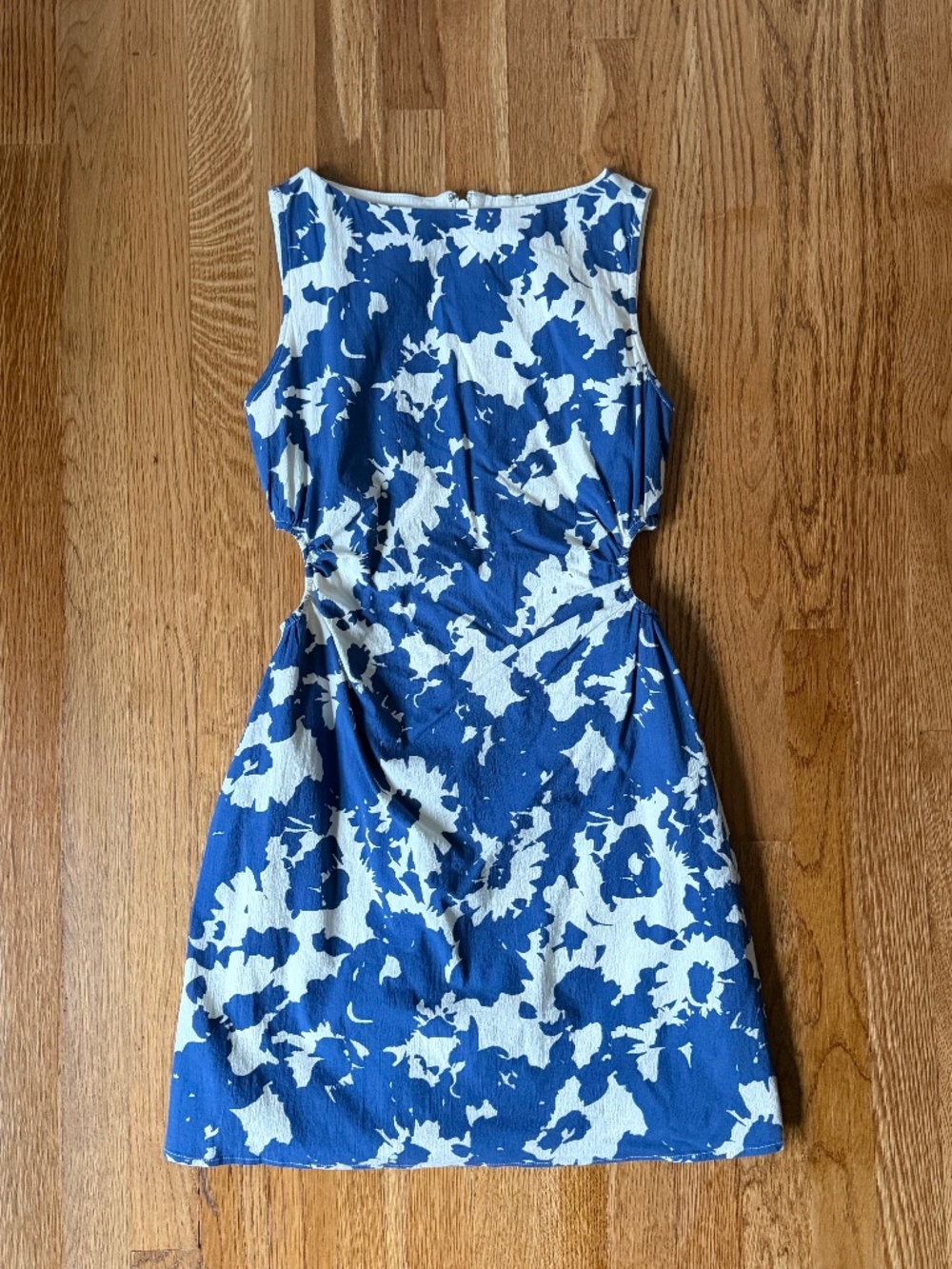 Abercrombie Sleeveless Waist Cutout Blue Floral Dress, Small Tall, NWT